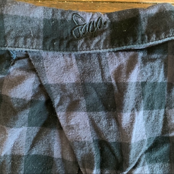 Saga plaid flannel button down - Picture 3 of 5